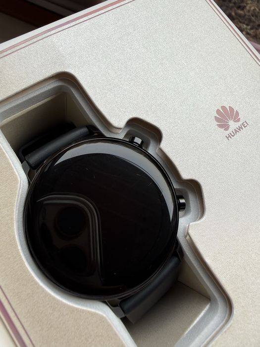 Часовник Huawei GT 2 42mm
