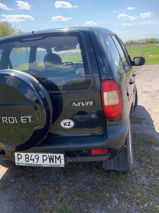 Нива Шевроле продам