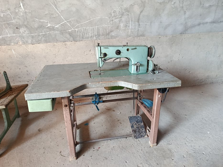 Tikuv mashinasi швейная машинка  1022