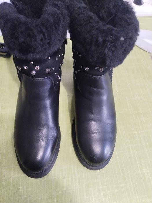 Продам зимние сапоги