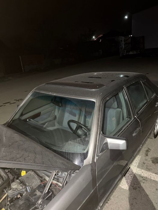 Mercedes SE 280 w126