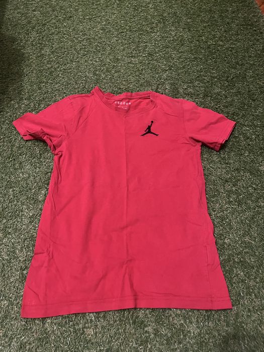 tricou jordan rosu