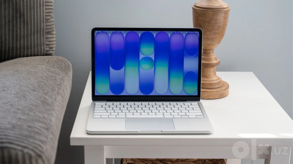 MacBook Neo - White 8/256 - 100% Ideal xolatda