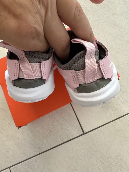 Бебешки обувки колев и колев