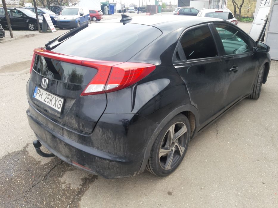 Montaj folii auto  AUTORIZATE R.A.R