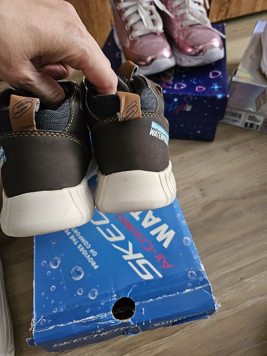 Ghete Skechers baieti