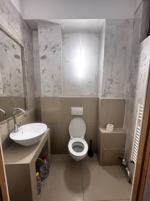 PERSOANA FIZICA Spatiu central iasi  ,cabinet medical,it,langa elitys