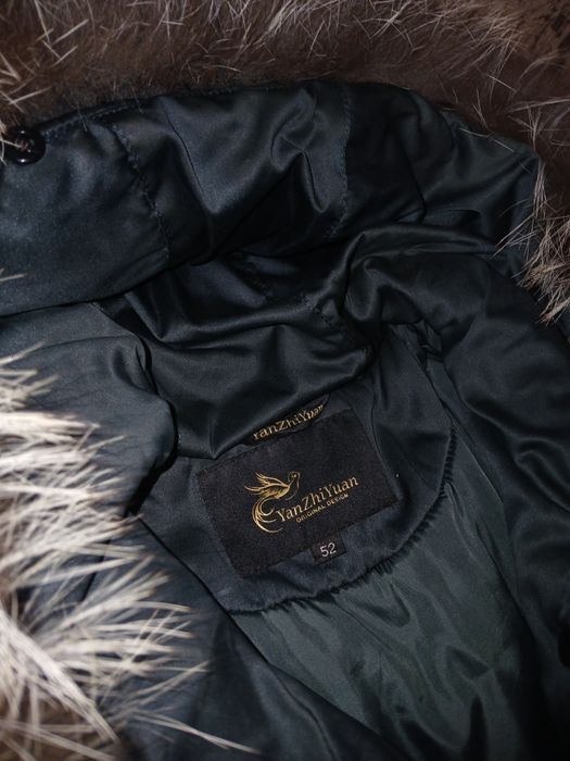 Зимнее пальто с капюшоном