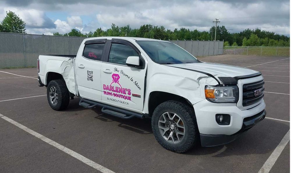 GMC-Canyon SLT All Terrain 4x4