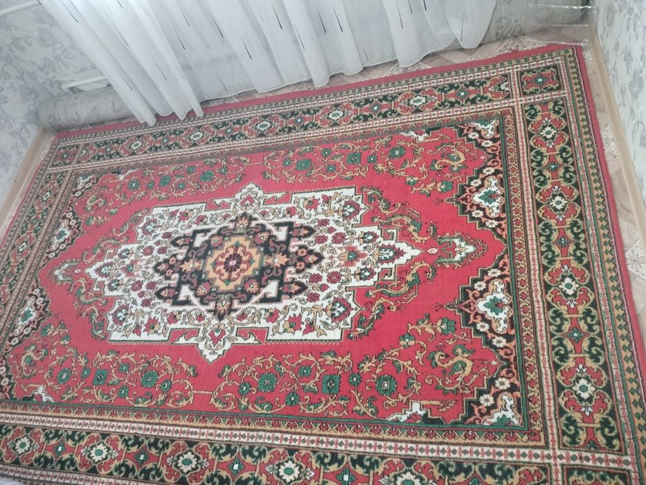 Продам ковёр шерстяной