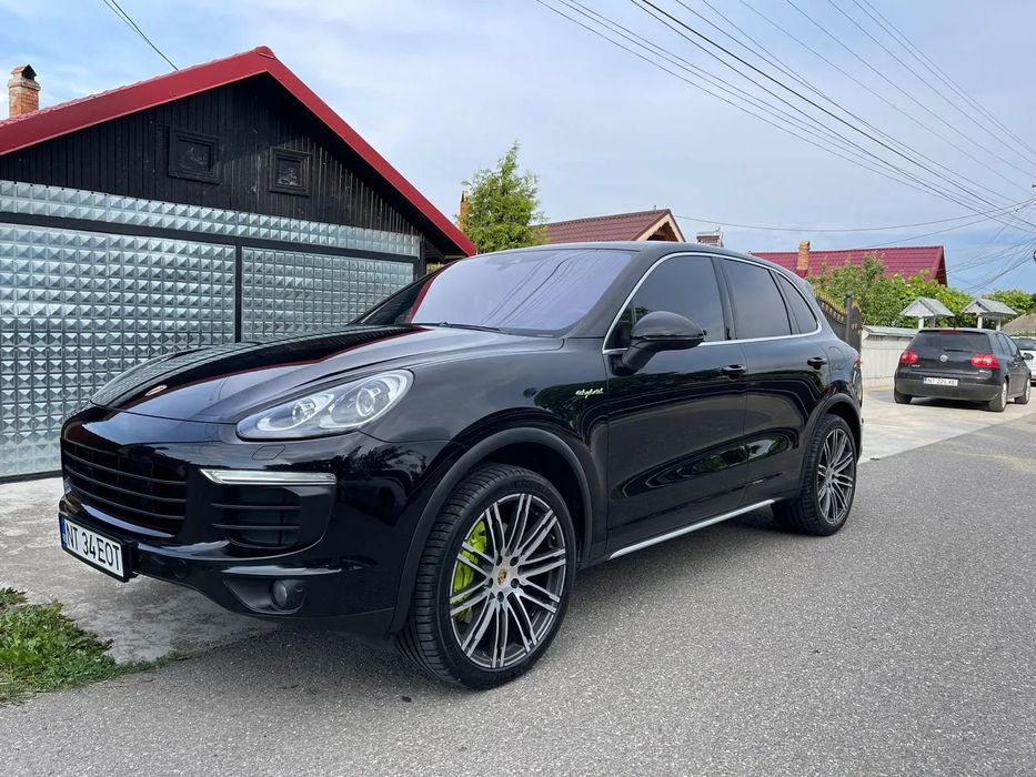 Porsche Cayenne Porsche Cayenne E-Hybrid - Stare Impecabilă - Full Option