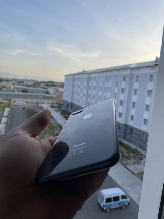 Iphone 8 plus garantiyasi bor