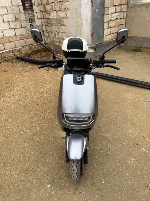 Продаетчя эликтр мопед