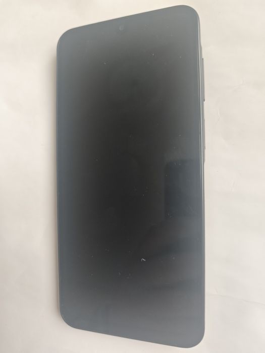 Продавам Samsung  A17