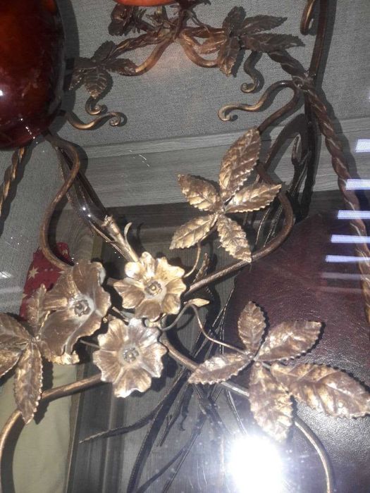 Эксклюзивная ручная мебель ( для прихожей, спальни)