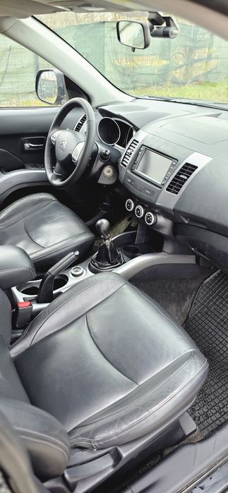 Vând c Crosser 2.2 hdi 2009