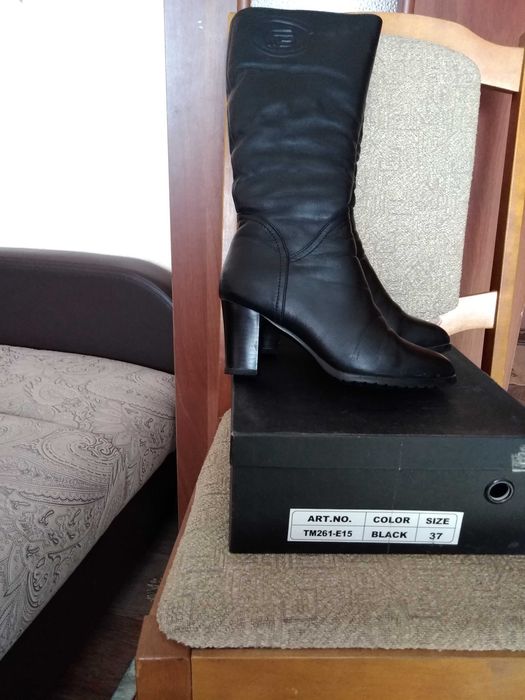 Сапоги зимние. 37.