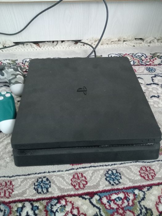 PlayStation 4 ideal xolatda