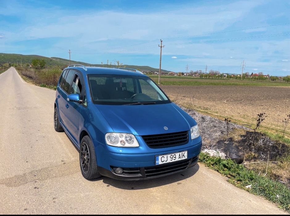 VW Touran / 7 locuri /2.0 TDI