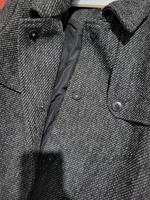 Продается пальто осеннее