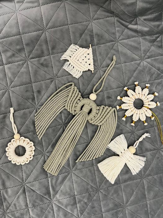 Decorațiuni handmade macrame