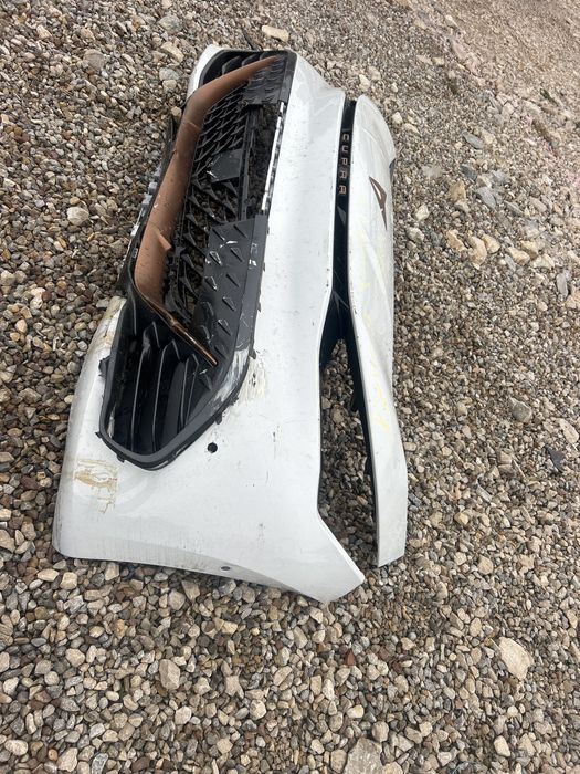 Предна броня за seat cupra v