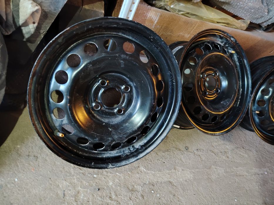 Продам диски на LADA