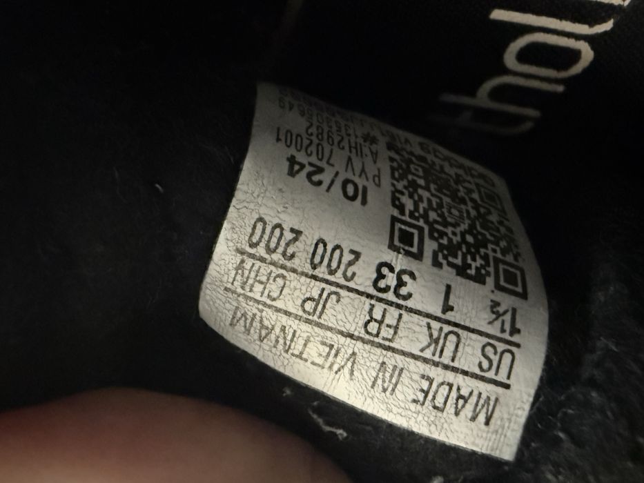 Adidas детские оригинал, размер 33