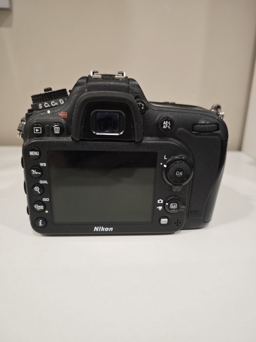 Фотоаппарат Nikon D7100