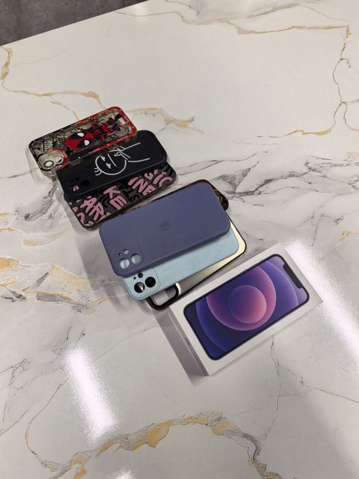 Продам iPhone 12 на 256 gb в идеале