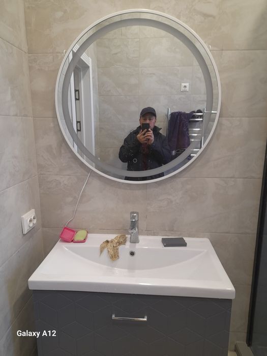 Кафель  ламинат двери