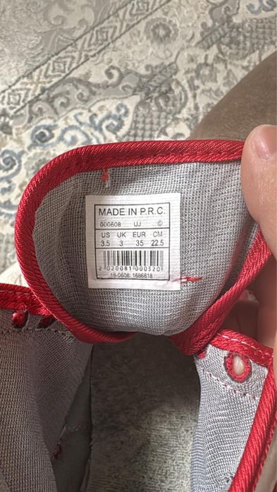 Продам кроссовки для борьбы