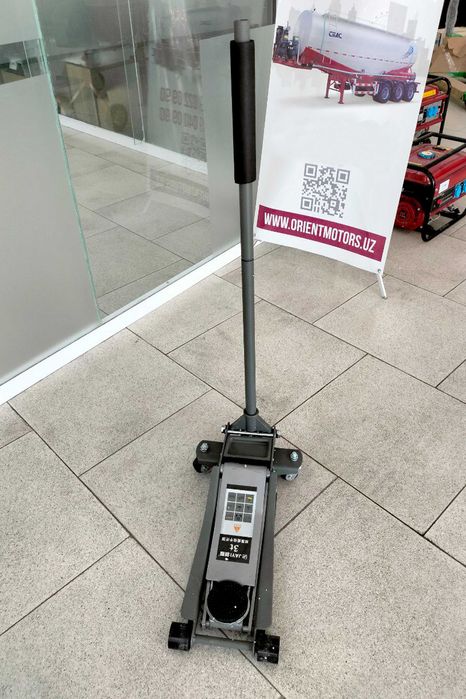 Домкрат 3 т (Домкрат 3000кг)