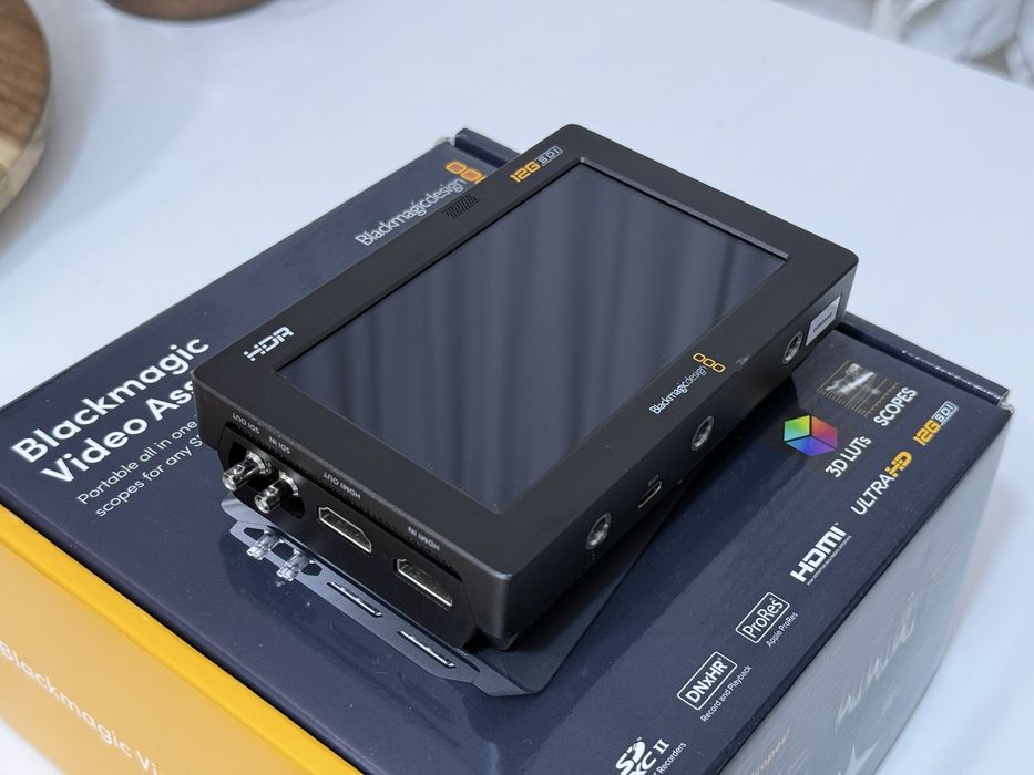 Monitor Blackmagic Video Assist 12G HDR 5"