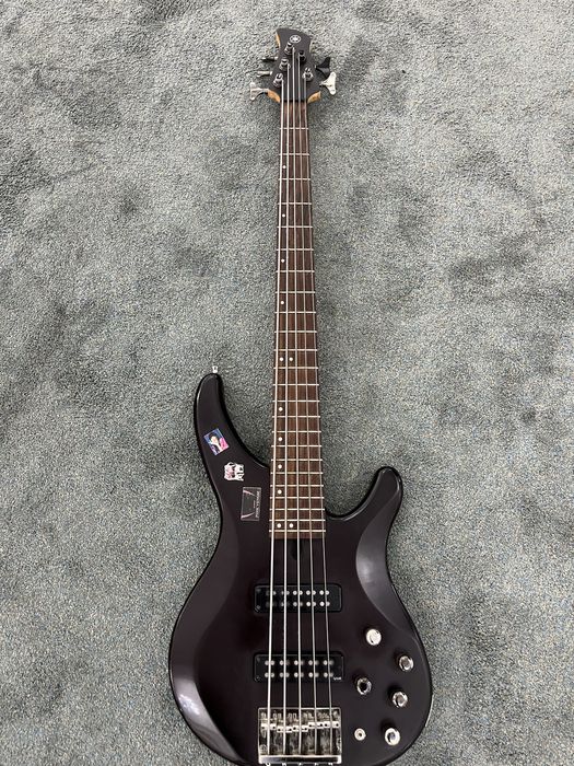 Бас гитара trbx 505