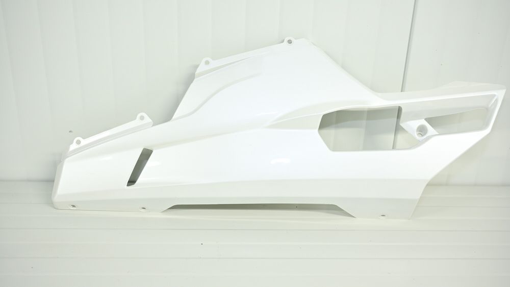 Ducati 848 1098 1198 Carena burta lateral inferioara stanga