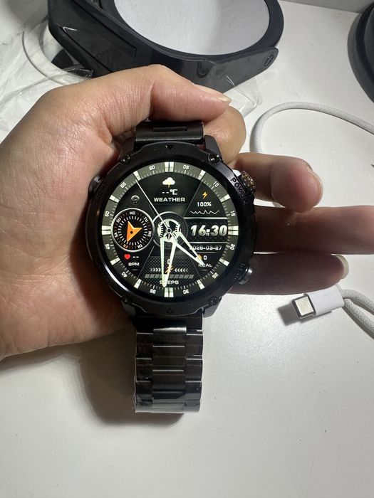 Ceas Smart Sport + 2 curele + cutie