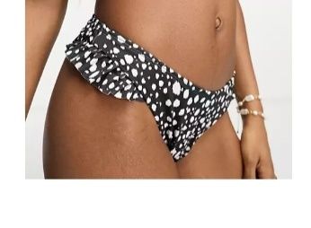 Costum de baie model deosebit alb/negru