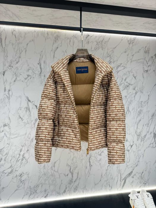 Geaca cu puf Louis Vuitton Premium