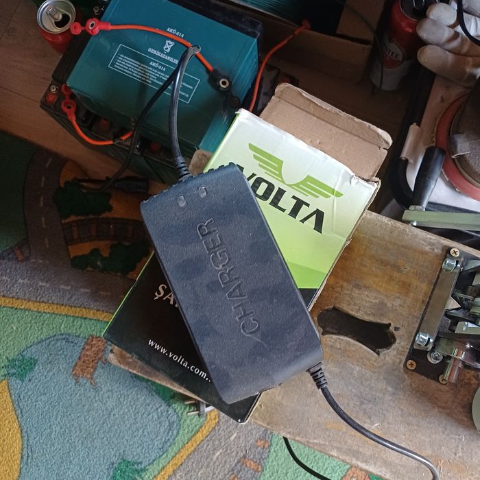 Baterie pentru scuter electric, VS 1, 5 buc. + încărcător