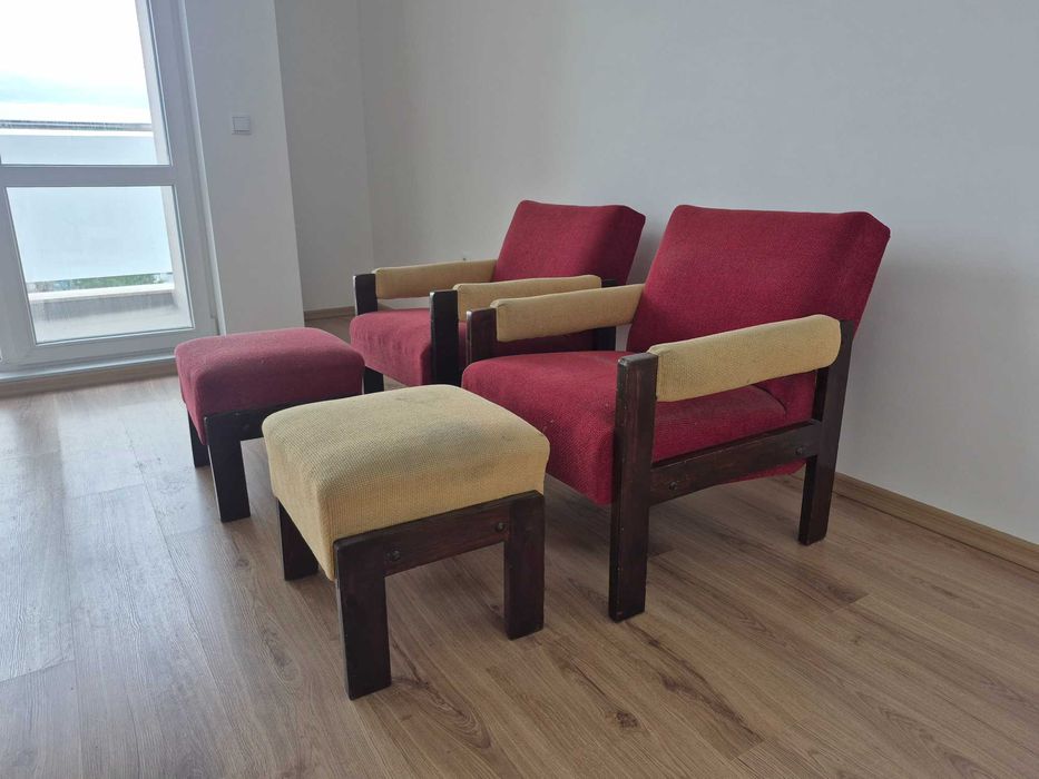 Продава 2 фотьойла с две табуретки, 40евро