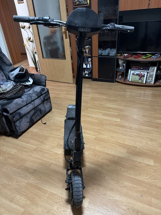 trotineta electrica kukirin g2 nu fac schimburi cu alte produse in afara de g4