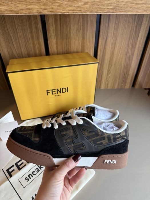Fendi сникърси 37,38,39,40,41 НАЛИЧНИ 150€
