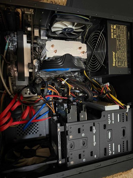 PC i7 4770k, ram 16 GB DDR3, SSD 256 GB+HDD 1TB, GT630 1GBDDR5