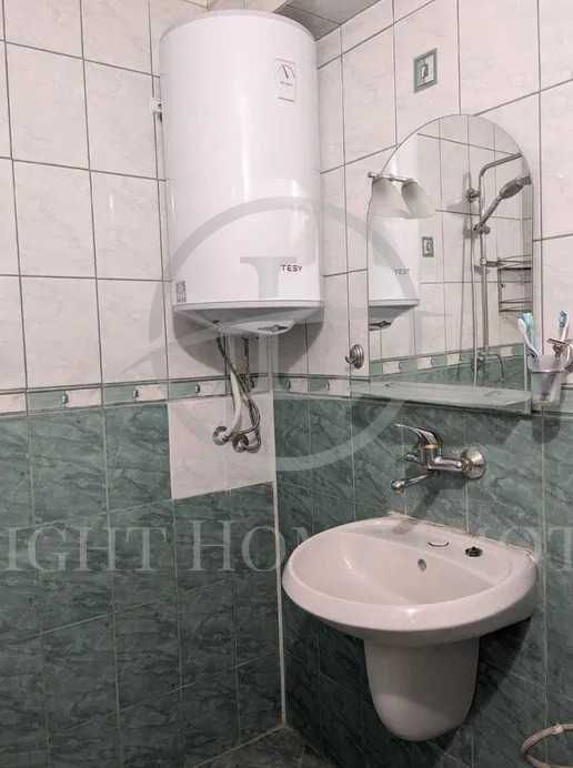 Продава се Многостаен апартамент в Пловдив, Кючук Париж - 100 кв.м за 1970 €/кв.м - Снимка #11