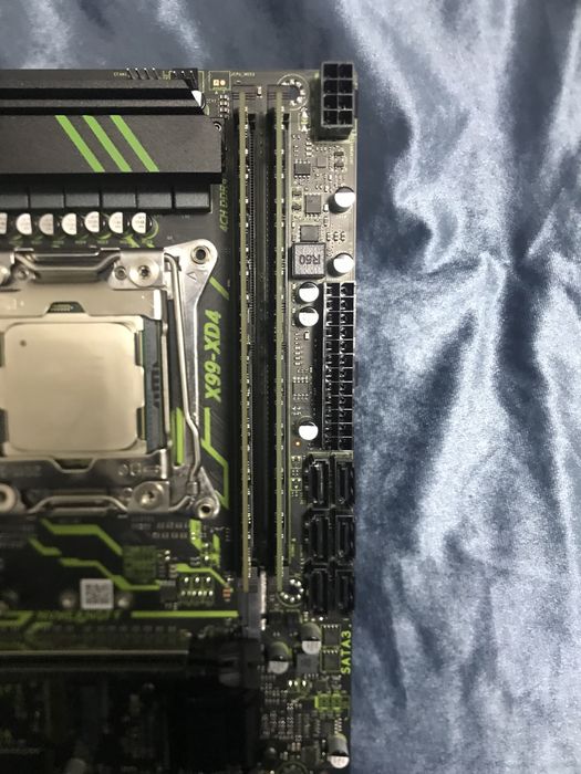 Комплектующие X99XD4 + Xeon e5 2682v4 16ядров