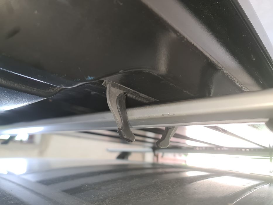 In chiriez cutie portbagaj/cufar bagaje