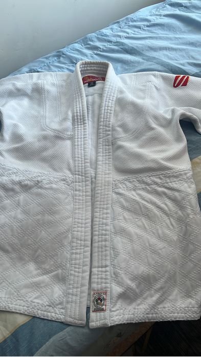 Продам кимано(верх) Сакура ориг .