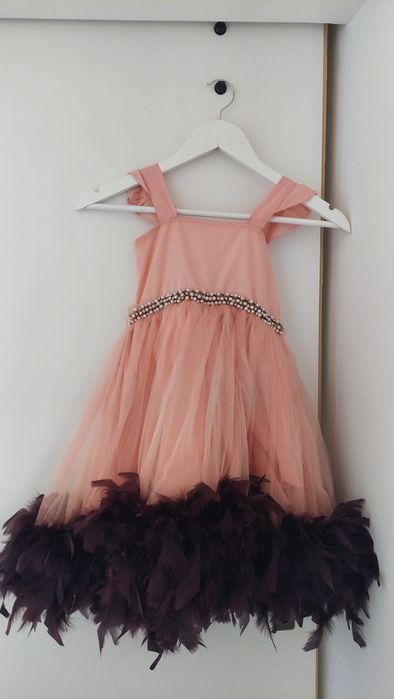 vand rochita eleganta fetita 3-5 ani