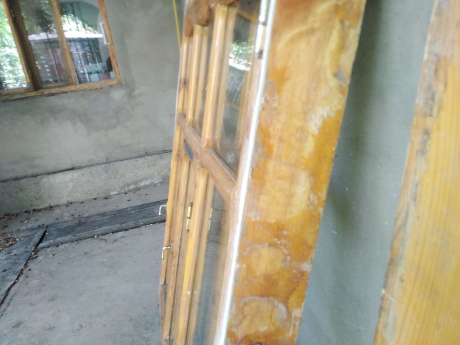 Рамы деревянные с подокониками, двойные.